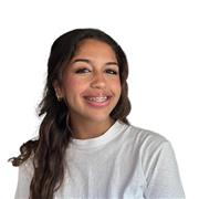 Profesora especializada en química sin experiencia física o online